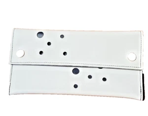 HOLLY AIKEN Clutch Wallet 9.5 x 5 Ivory Never Used - Picture 1 of 6