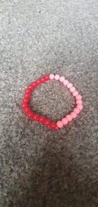 Pink And Red Small Fake Pearls Light And Stretchy Bracelet - Picture 1 of 1