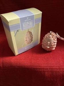 Hallmark Keepsake 1992 Easter Collection Ornament ~ SPRINGTIME EGG ~ Pink in Box - Picture 1 of 4