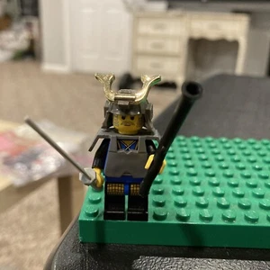 Lego Ninja Minifigure - Shogun Blue w/ Armor (cas056) Black Musket Sword 4806 - Picture 1 of 2