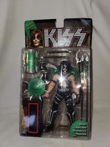 McFarlane Toys Kiss Actionfigur Neu im Karton sehr schön - Bild 1 von 8