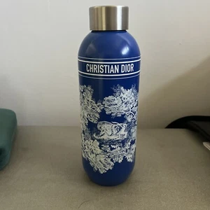 Christian Dior Water Bottle New - Picture 1 of 3