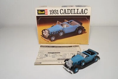 A35 1:48 REVELL H-1272 CADILLAC 1931 BLU CON NERO SCATOLA ECCELLENTE - Immagine 1 di 4