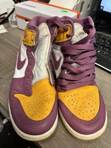 Nike Air Jordan 1 High OG GS 'Brotherhood' 2022  575441-706  Youth Size 4.5y - Picture 1 of 6
