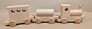 Handgefertigtes Holzeisenbahn Spielzeug Set von Steven Russell - Bild 1 von 11
