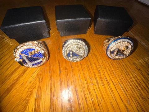 3 Ring Set: Golden State Warriors REPLICA Championship Rings 2015, 2017, 2018 Cover