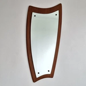 Espejo de pared danés de teca de mediados de siglo retrato asimétrico atómico MCM vintage - Imagen 1 de 10