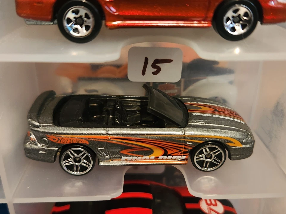 hot wheels & matchbox (case #204) FORD MUSTANGS 65 67 70 93 95 shelby - Image 1 of 1