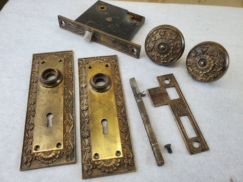 Antique Door Set Victorian/Eastlake Cast Brass Backplate Knob Mortise Lock  N185 Cover