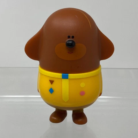 Hey Duggee Figure Yellow Toy Cover