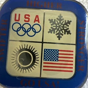 USA Olympic Pin Swifter Higher Stronger Go USA! 1” Pinback Rounded Square - Picture 1 of 10