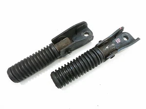 Suzuki GSX 750 GS75X rear footrest right + left #18 - Picture 1 of 3