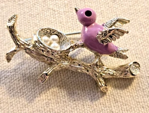 Signed Gerry’s Vintage Purple Bird Nest Brooch Pin Rhinestone Enamel Eggs - Picture 1 of 4
