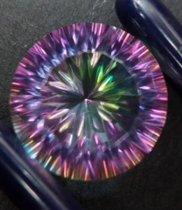 AAA rainbow quartz gemstone - faceted natural mystic Quartz 12.15 CTS - Picture 1 of 11