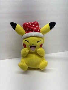 Sombrero de peluche Pokemon Holiday Pikachu Red Star Santa - Imagen 1 de 6