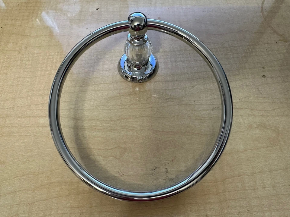 Anel de toalha de banho Delta Nora cromado polido e vidro transparente NOR46-CHC - Imagem 1 de 1