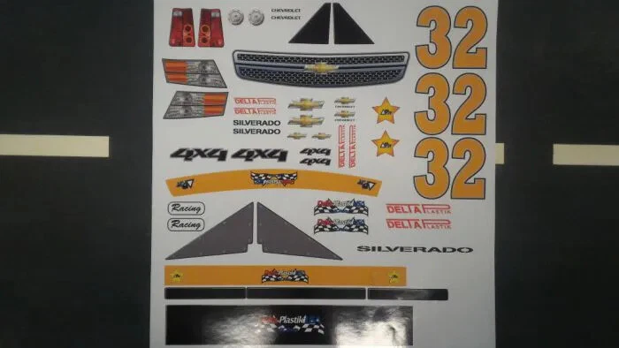 DEC009 - Nascar Truck CHEVY SCALE 1/8 Rc Body  Decals - adesivi    - Immagine 1 di 1