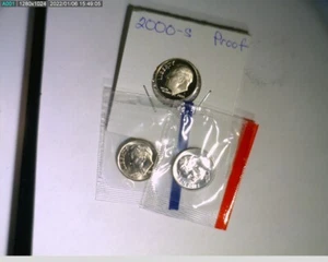 Monedas de diez centavos P D S Roosevelt 2000 sin usar como nuevas y a prueba - Imagen 1 de 2