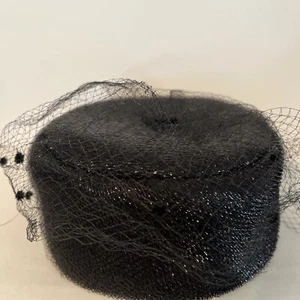 Vintage Women's Black Pillbox Mesh USA Union Made Shimmer - Picture 1 of 5