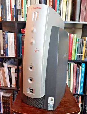 Tested Vtg Y2k Compaq iPaq Desktop Computer PC Tower Only Pentium III - Image 1 of 4