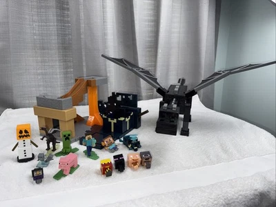 Lote Minecraft - 22” Ender Dragon, juego Rise Of The Warden y figuras diversas Foto 1 de 4