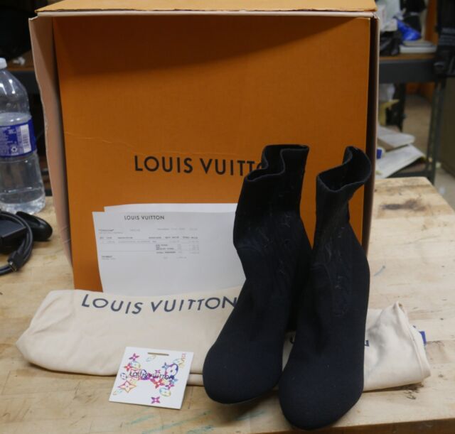 Louis Vuitton Ankle Boots Black Suede ref.412885 - Joli Closet