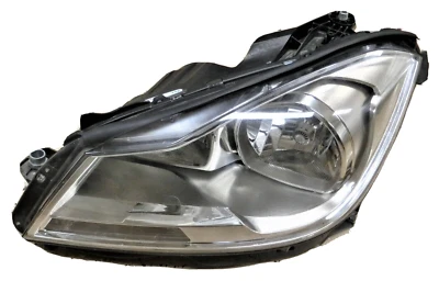 Conjunto de farol dianteiro lateral do motorista Mercedes-Benz C250 2012 - 2014 ⭐F3⭐ - Imagem 1 de 4