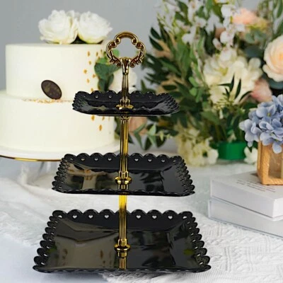 SOPORTE PARA CUPCAKES Cuadrado 3 Niveles Plástico Corazones Recortes Boda Decoraciones Foto 1 de 4