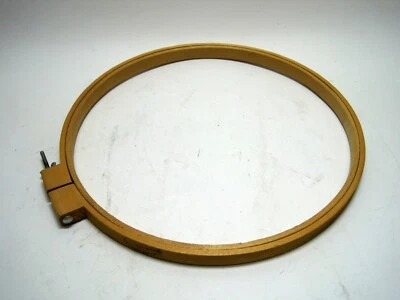 VINTAGE ROUND WOOD 14" EMBROIDERY CROSS STITCH QUILTING HOOP SCREW CLOSURE 46172 - Image 1 of 3