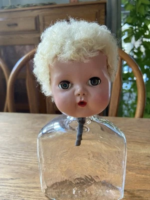 RARO Muñeco Bebé Personaje Americano Años 50 Pequeñas Lágrimas Rubio Platino CABEZA CARACUL Foto 1 de 4