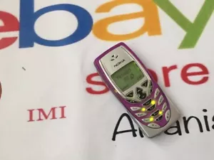 Nokia 8210 Red - Unlocked Cellphone - Picture 1 of 2