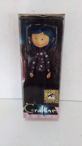 Coraline Figure star sweater comic con starry sweater 2008 Laika reel toys Cover