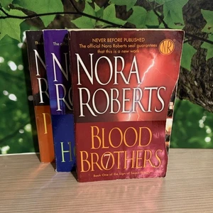 Nora Roberts Sign of Seven ( 7 ) Trilogy Paperback Book Set 1st Ed & Print Used* - Imagen 1 de 18