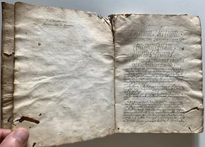 antico LIBRO MANOSCRITTO COMMENTARIUM PRIMUS 1700s - Imagen 1 de 17