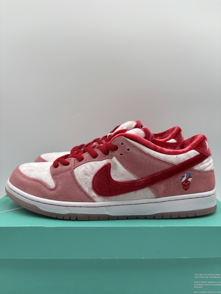 Nike Dunk Low SB x StrangeLove Valentines Day | eBay Nike Dunk Low SB x StrangeLove Valentines Day | eBay