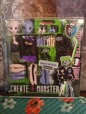 2011 MONSTER HIGH Create-A-Monster Starter Pack VAMPIRE & SEA MONSTER by Mattel - Image 1 of 3