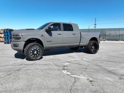 Dodge Limited 3500 DRW 2026 Foto 1 de 4