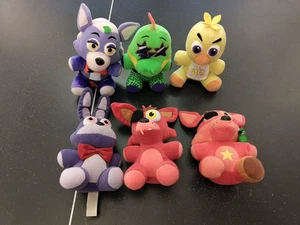 Peluche Fnaf Funko lotto di 6 varie condizioni 6-8 pollici - Foto 1 di 12