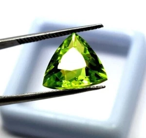 Natural Green Peridot Trillion Shape 8.55 Ct Certified Loose Gemstone Best Offer - Picture 1 of 4