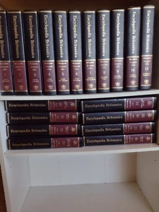 Encyclopedia Britannica Complete Macropaedia Set Vol 1-19 - Picture 1 of 8