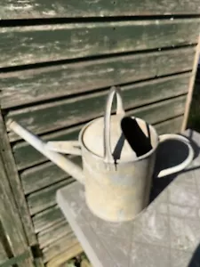 Vintage 1 Gallon Galvanised Watering Can - Picture 1 of 8