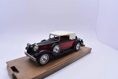 Model Car Scale 1:43 Packard Victoria Y-15 diecast vehicles road auction - Image 1 of 4