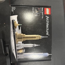LEGO ARCHITECTURE #21028 NEW YORK CITY - STILL SEALED IN ORIGINAL BOX