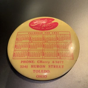 "De colección 1961 Publicidad Espejo Bolsillo Calendario Estilo-Estudio de Arte Toledo Ohio 3.5"" D" - Imagen 1 de 2