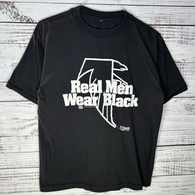 Camiseta grande vintage de los Atlanta Falcons de una sola puntada "Real Men Wear Black" para hombre Foto 1 de 4