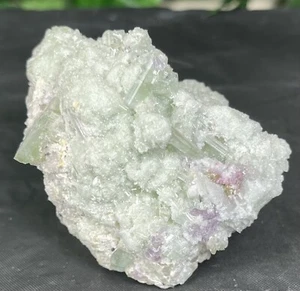 Schöner grüner Turmalin Kristall Mineral Exemplar Cluster 910 Karat  - Bild 1 von 10
