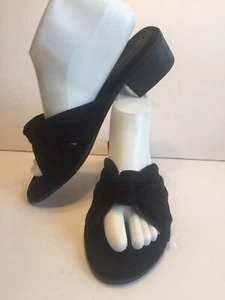 Zapatos para mujer Charles Albert, talla 8, punta abierta, negros, con deslizamientos, tacón de nudo - Imagen 1 de 7
