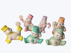 Schneemann Figuren 6er Set Glitzer Pastellfarben Weihnachtsdeko Sammlerstücke - Bild 1 von 11