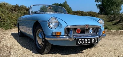 MGB Roadster 1964 original early pull handle - Image 1 of 4