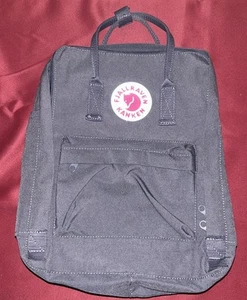 Fjallraven Kanken Classic Backpack Gray New Without Tag - Picture 1 of 15